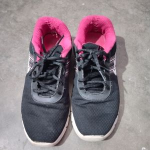 Sports Shoes For Women