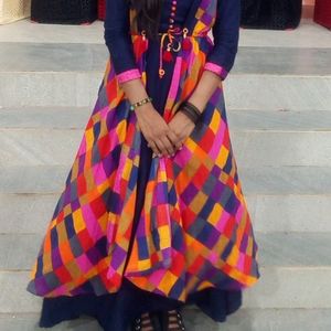 Kurti With Colourful Coti