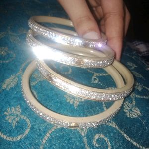 Jerkin Bangles