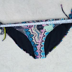 Bikni Look Panty 30 Size