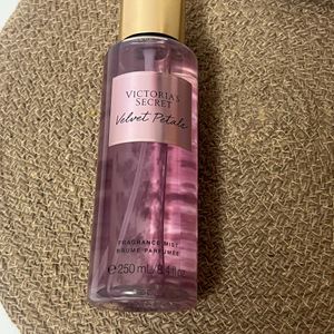 Victoria Secret’s - Velvet petals