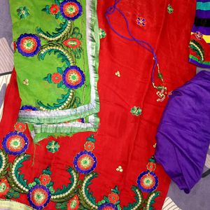 RED AND GREEN Embroidered SUIT On Eid