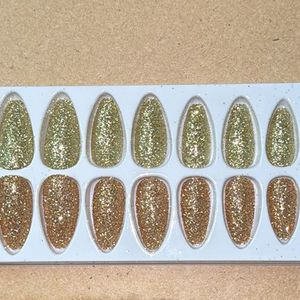 Glitter Pressed Artificial Nails