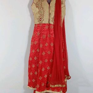 Red Embroidered Kurta Set (Women)