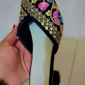 Multicolour Ethnic Heels