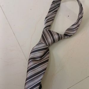 Tie