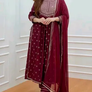 Nayara Kurta Suit Set