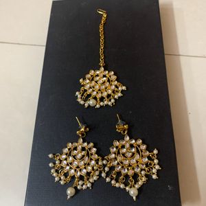 Kundan Earrings And Mangtika