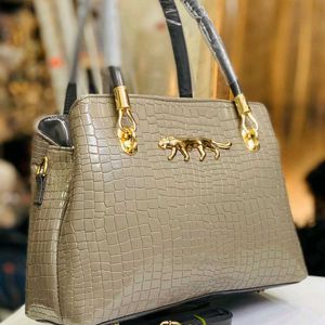 SABYASACHI PREMIUM QUALITY HANDBAG@SALE