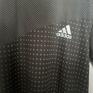 Unisex Adidas active Wear T Shirt