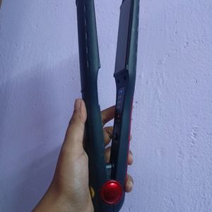 NOVA Hair Straightener