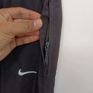 Nike Lower