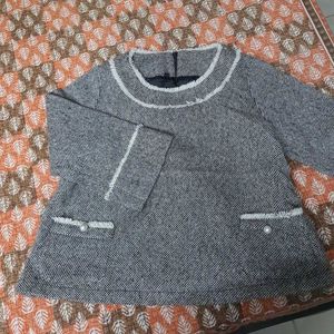 beautiful woolen top