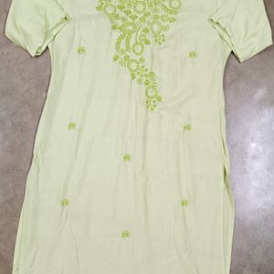 New Kurti With Thread Work