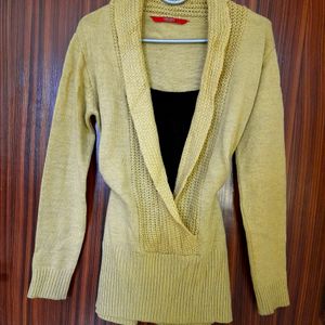 Stylish Yellow Sweater Full Tight Sleeve For Winte