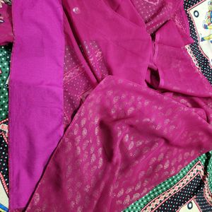 30₹ Off- Rani Pink Saree Without Blouse