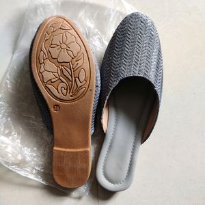 Flats For Women