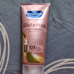 Vaseline Gluta Hya Serum-in-Lotion