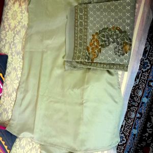 Satin Kurta Pajami & Chunni 😃Negotiable 😃