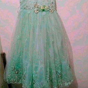 🎊Gown For Kids 🎊