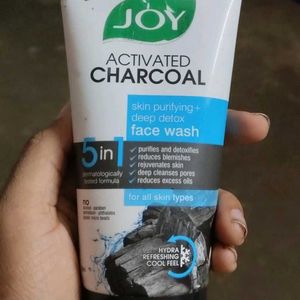 Joy Charcoal Face Wash