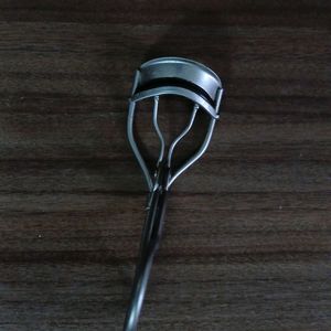 Eyelash Curler