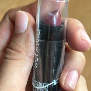 Wet N Wild Lipstick (Dark Wine colour)