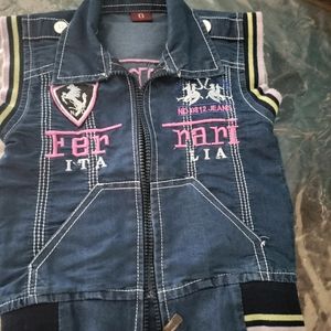 Unused Sleevless Baby Boy Jacket