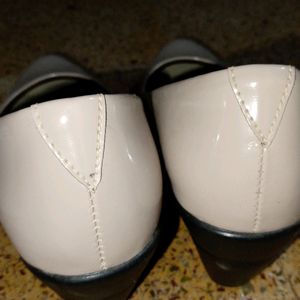 Beige Ladies Belly Shoes