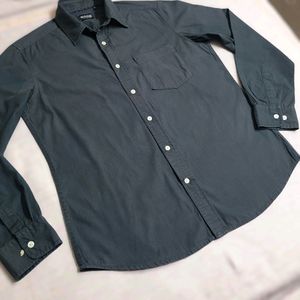 Bare Denim Men Spread Collar Solid Green Shirt