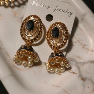 Women's Stud Earrings