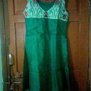 Green Kurti