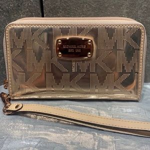 Michael Kors Metallic Wallet Wristlet NWOT