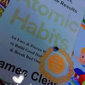 Atomic Habits English Novel And Bracelete