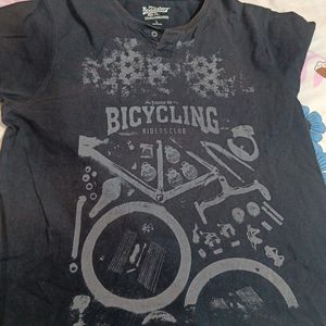 Used Black Tshirtb