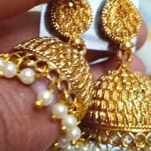 Golden Pearl Bangles With Jhumka Pair