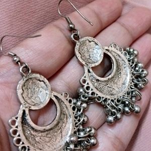 Pack Of 2 Pair Earrings..