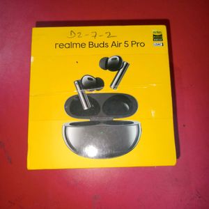 realme Buds Air 5 Pro with 50dB ANC worth Rs.6000