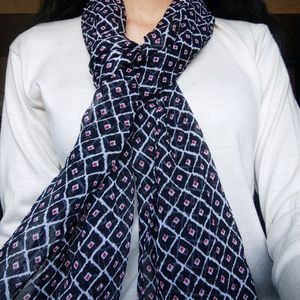 Black Synthetic Georget Scarf