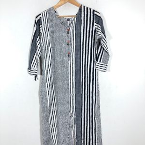 Beautiful White&Navyblue Strips Kurta(Women’s)