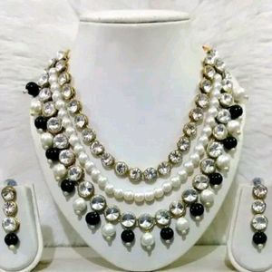 Pearl And Stone Jewellery Set