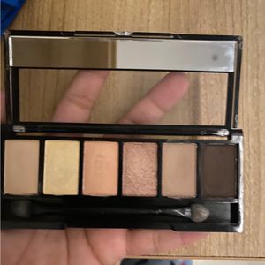 Miss Claire Eye Shadow Palette