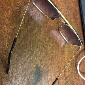 Rose Gold Sun Glass Good Condition Nothing Defecti