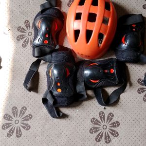 Skates Safety Guards With Helmet