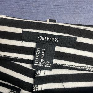 Forever 21 Black & White Smart Dress Shorts