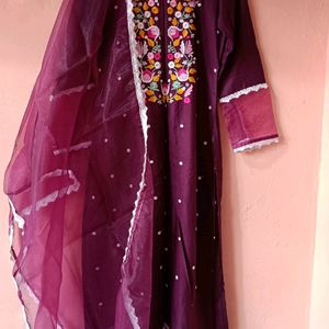 Pakistani Style Kurta Set New