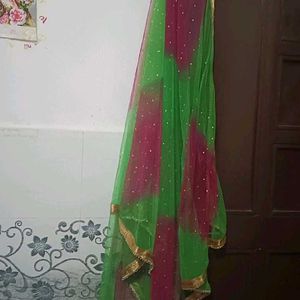 Net Dupatta With Free Gift