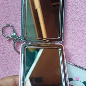 Compact Mirror Ech 100/- 🆕