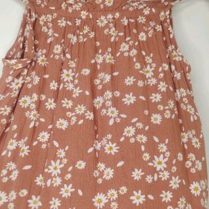 Cute Peach Top With Tiny Aesthetic Flowers