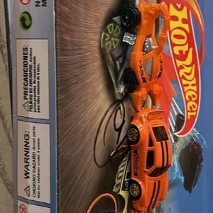 HOTWHEEL UNBREAKABLE CARS